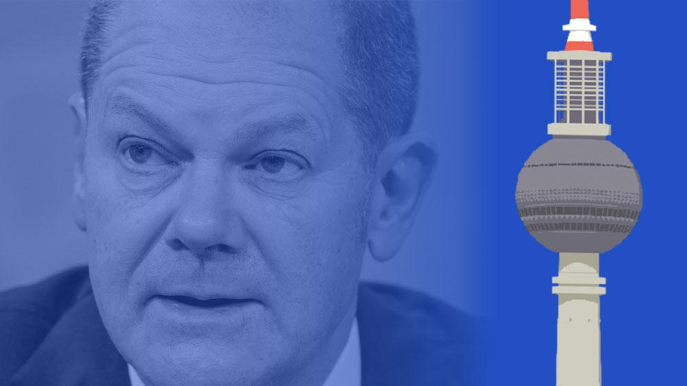 German Chancellor Olaf Scholz speaks at a news conference following a virtual meeting with Germany's federal state premiers to discuss the country's strategy against the spread of the coronavirus disease (COVID-19) pandemic, in Berlin, Germany December 21, 2021.