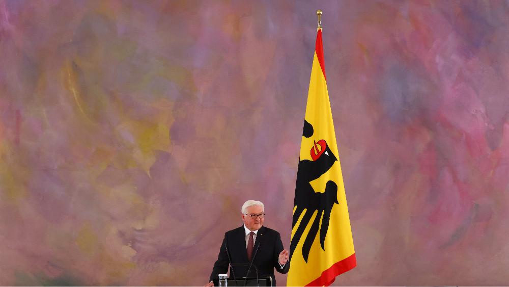 DOCUMENT DATE:  03 May, 2022  German President Frank-Walter Steinmeier gives a speech during an awarding ceremony for actor Ulrich Matthes with the Order of Merit in Berlin, Germany, May 3, 2022.